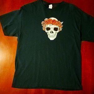 Men's novelty tee size large